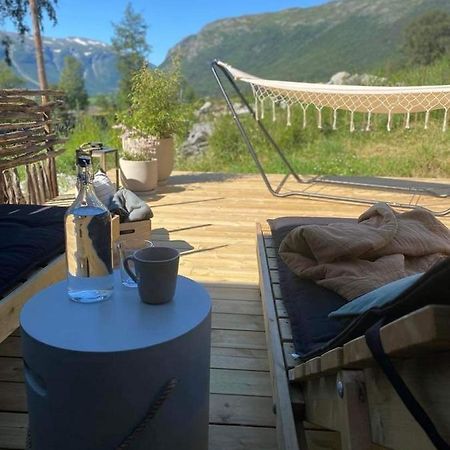 Sauefjoset - Idyllisk Gardstun Fra 1800-Tallet Skjåk Εξωτερικό φωτογραφία