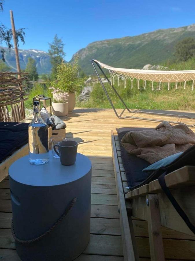 Sauefjoset - Idyllisk Gardstun Fra 1800-Tallet Skjåk Εξωτερικό φωτογραφία